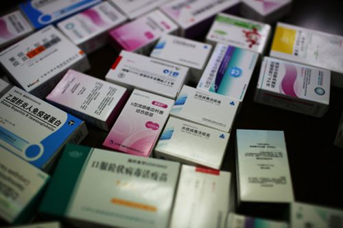 現(xiàn)場(chǎng)查獲的疫苗。